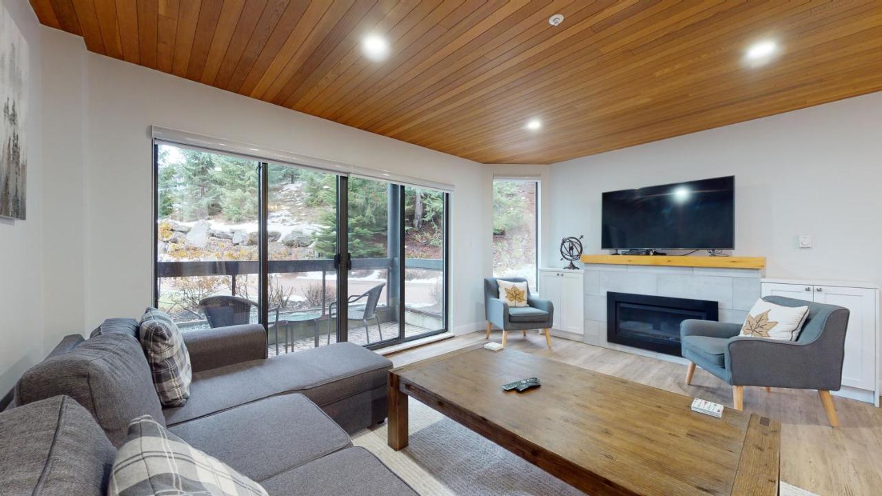 Ironwoods On Blueberry Hill By Whistler Blackcomb Vacation Rentals Kültér fotó