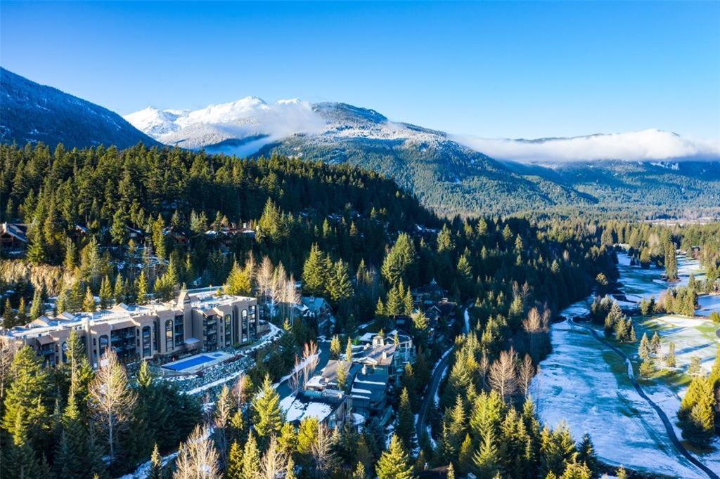 Ironwoods On Blueberry Hill By Whistler Blackcomb Vacation Rentals Kültér fotó